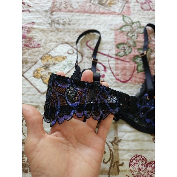 SAVAGE X FENTY Women's‎ Lace Bra Blue and black unlined Size 32B - Picture 6 of 11